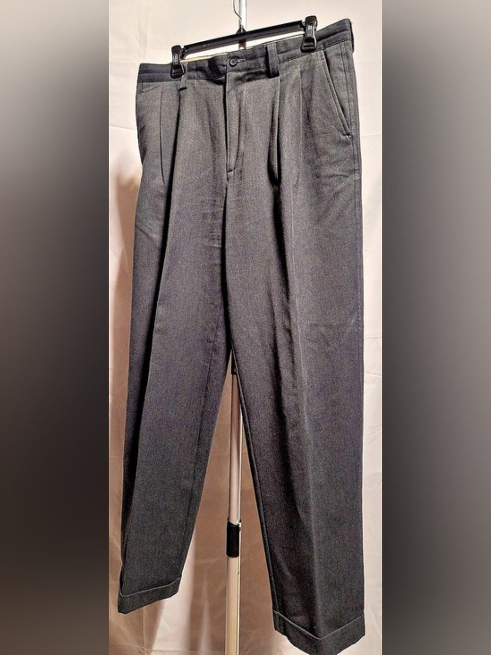 GAP Easy Fit Men's Dress Pants Gray Waist 34x32 Like New